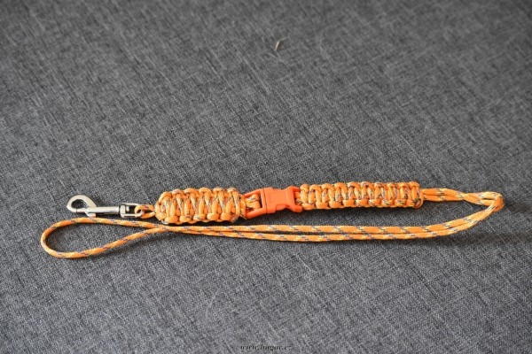 Obrázek pro Paracord klíčenka s trojzubcem